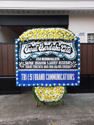 Papan Bunga Duka di Tanjungsiang